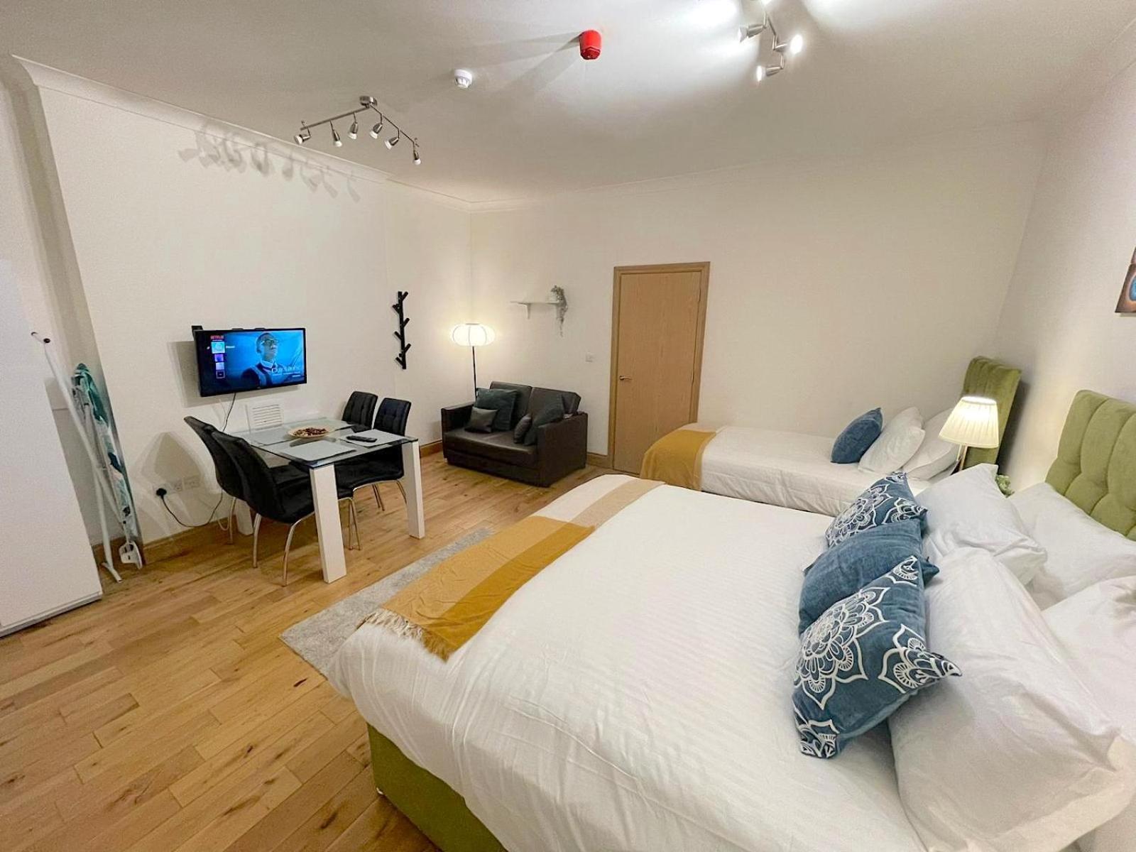 Angel X Kings Cross Hub Apartment London Exterior photo